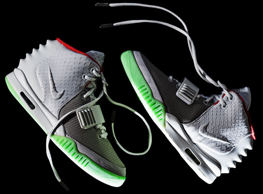 Nike Air Yeezy 2 Wolf Grey/Pure Platinum / První oficiální foto
