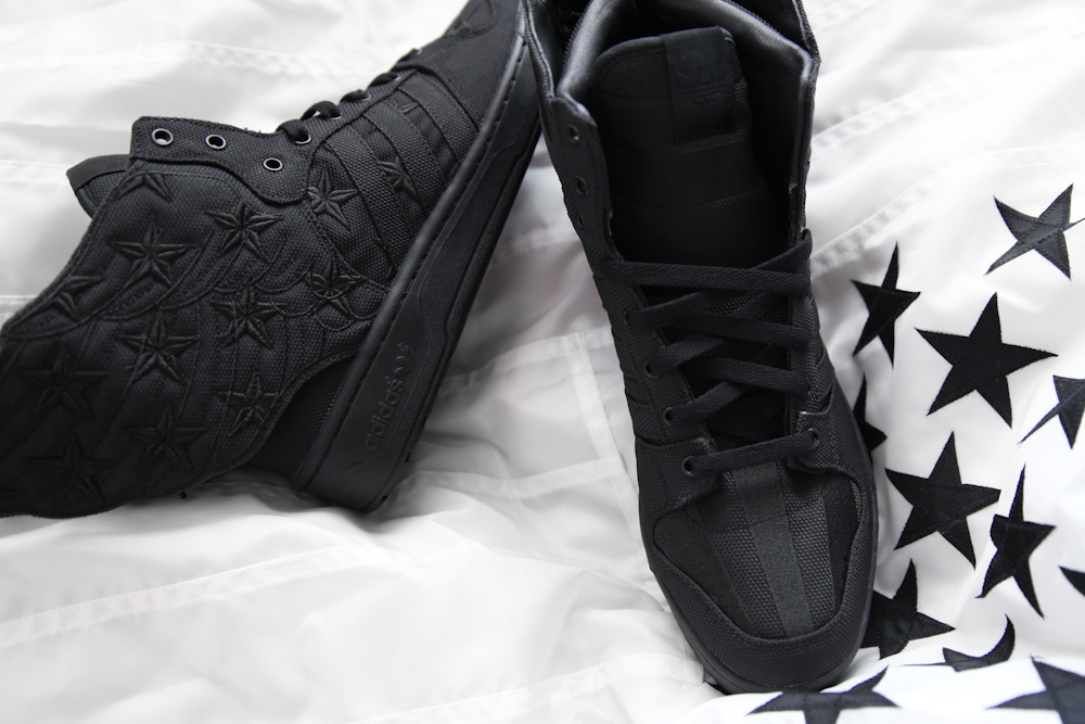 adidas Originals x Jeremy Scott x A$AP Rocky / Tenisky JS Wings 2.0 BLACK FLAG (http://www.stylehunter.cz)