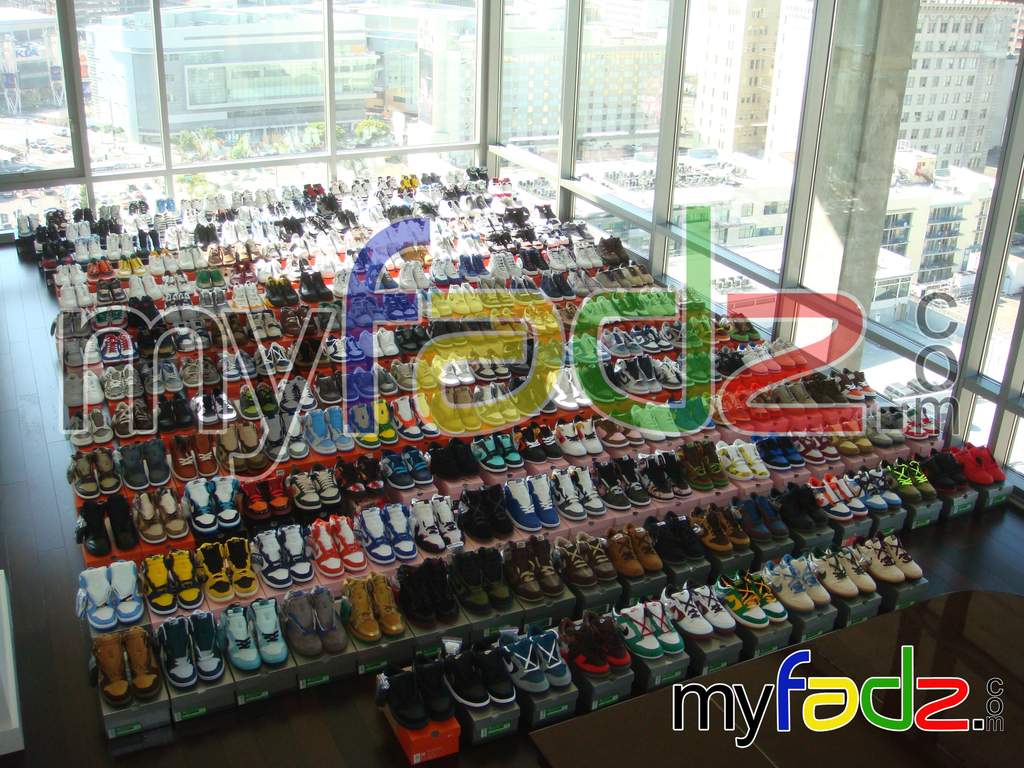 Chceš si koupit kolekci 250 sneakers Nike? Cena 1 500 000 Kč (http://www.stylehunter.cz)