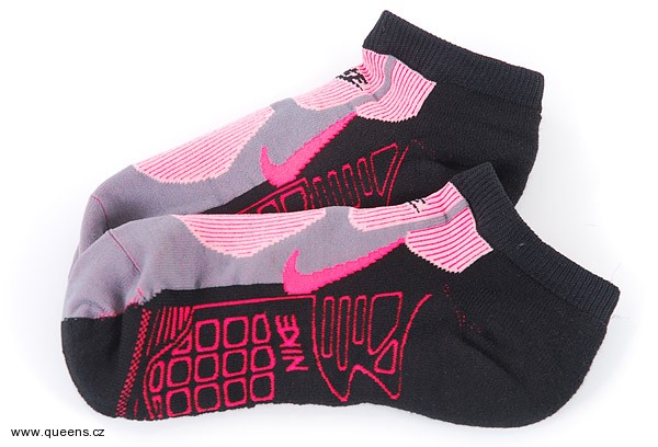 Queens pokračuje v naskladňování jarní kolekce Nike a Jordan / Tradičně netradiční kousky (http://www.stylehunter.cz)
