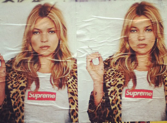 Supreme x Kate Moss / Plakáty s Kate v Londýně a NewYorku