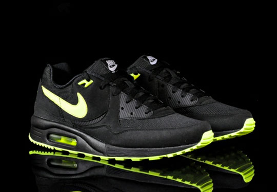 Tenisky Nike Air Max Light Black/Volt