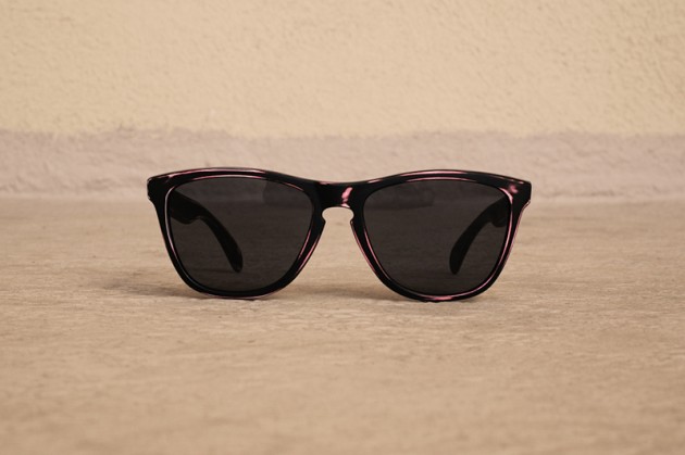 Eric Koston x Oakley / Decentní sluneční brýle Frogskin